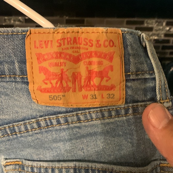 Classic Blue Men's Levi’s 505s Jeans - Picture 3 of 8